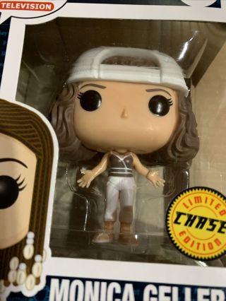 Funko Pop Friends The TV Series MONICA GELLER 704 - Limited Edition CHASE 2