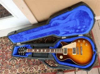 Vintage 1987 Gibson Les Paul Standard,  in a Tobacco Burst Finish OHSC 2