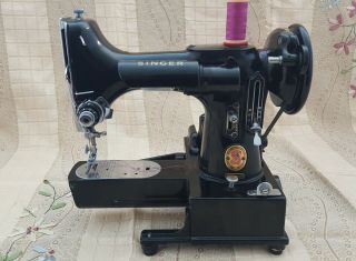 Vintage Singer Featherweight 222K Red S Sewing Machine serviced 2 year 3