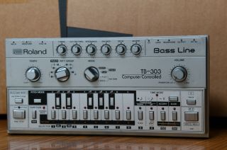 Vintage Roland Tb 303 Bass Line Synthesizer