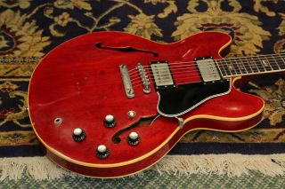 Vintage 1963 Gibson ES - 335 TDC electric guitar 3