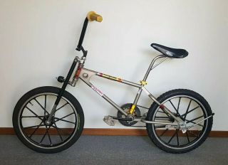 Vintage 1977 Mongoose Motomag Old School BMX Bike 2
