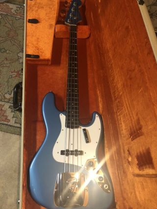 Fender American Vintage 1964 Jazz Bass Lake Placid All Case Candy