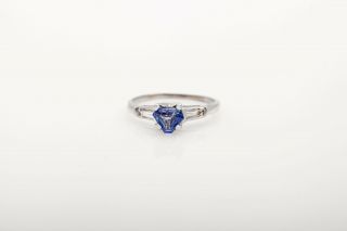 Antique Deco 1.  25ct Natural No Heat Blue Sapphire Kite Cut Diamond Platinum Ring