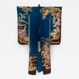 Vintage Japanese Silk Kimono With Designs