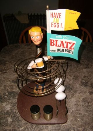 Vintage Blatz Egg And A Beer Bottle Advertising Figure Bar Top Display Rare