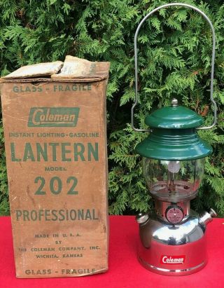 Vintage 1954 Coleman Model 202 Professional Lantern W/box - Exc