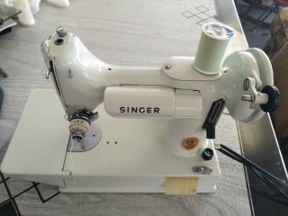Just Lowered The Price Vintage Singer Featherweight 221k In Awesome