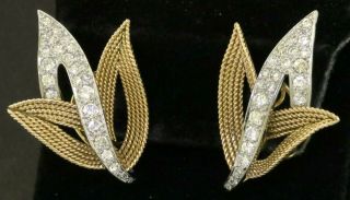 Heavy Vintage Platinum And 18k 2.  0ct Vs1/g Diamond Cluster Flower Earrings