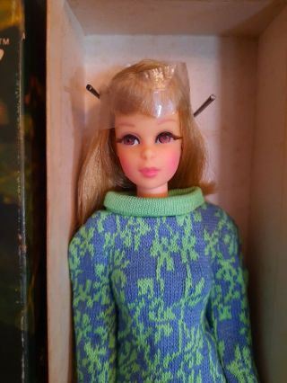 Dressed Box Japanese Exclusive Blonde Francie in 1250 Gad A Bout 2