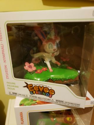 Funko Pokemon Center An Afternoon With Eevee And Friends Sylveon
