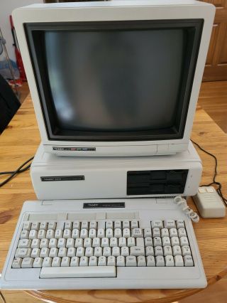 Tandy 1000a Vintage Computer,  Cm10 Monitor,  Keyboard,  Trs - 80 Touch Pad &