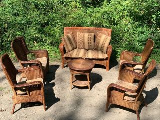 Vintage Victorian Wicker Patio Furniture Loveseat,  Table & 4 Chairs And Table