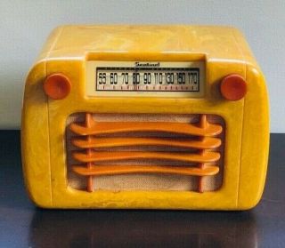 Vintage Sentinel Model 284 Radio - Catalin,  1940s,  Sand,  Wavy Grill,  Art Deco 2
