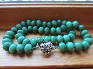 Rare Vtg Chinese? Green Jade Beaded Necklace 925 Sterling Silver Heart Clasp 94g