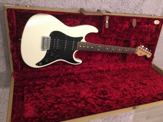 Fender Prodigy Stratocaster 1991 Usa Rare Vintage White Electric Guitar,  Case