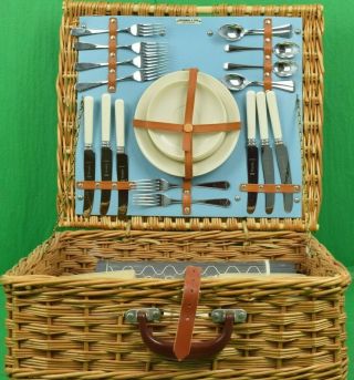 Vintage Abercrombie & Fitch English 1960s Wicker Picnic Hamper