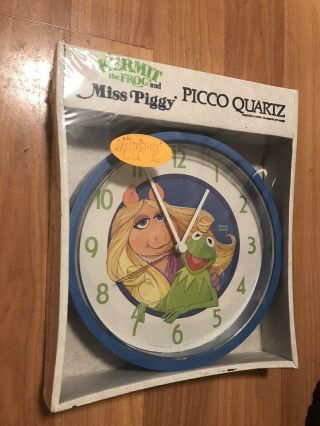Vintage Miss Piggy & Kermit The Frog Wall Clock Henson Assoc.  1980 Picco Quartz