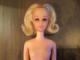 Vintage Mod Barbie Blonde No Bangs Francie