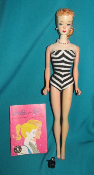 Vintage 3 Blonde Ponytail Barbie With Ss And Shoes