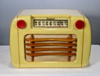 Antique Sentinel Vintage Catalin Tube Radio Model 284