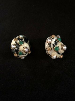 Signed Maz 14k Gold Vintage Pearl Turbo Shell Jade & Pearl Clip On Earrings