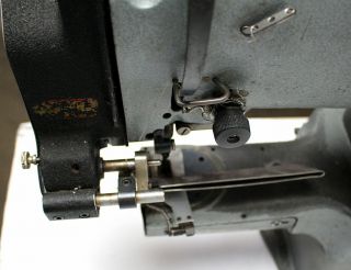 SINGER 107G253 Cylinder Bed Zig Zag Ruffler Industrial Sewing Machine Head Only 3