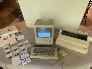 Vintage 1984 Apple Macintosh 128k Model M001 Computer W/ Box