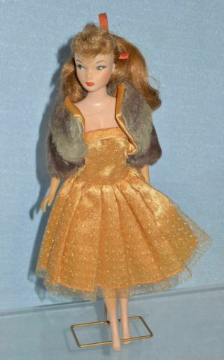 Vintage 1962 Barbie Clone Uneeda Miss Suzette W/ Dress & Fur,  Old Doll