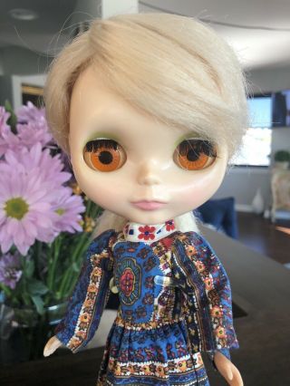 Vintage 1972 Blonde Blythe Doll With Dress