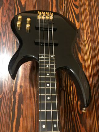 1993 Vintage Carvin Lb - 70 Active Electric 4 String Bass Guitar,  Cond.