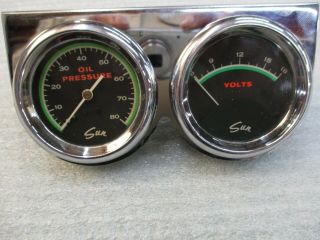 Vintage Sun Green Oil Pressure And Volt Meter In Chrome Mtg Panel