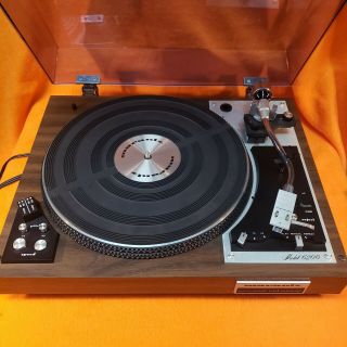 Vintage Marantz Model 6200 Turntable Record Player