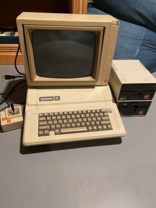 Vintage Apple Iie (2e) Computer Monitor,  2 Disc Drives And Joystick All