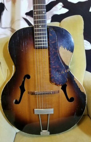Vintage 1952 Gretsch Yorker Archtop Acoustic Guitar with 60 ' s Gibson case 2