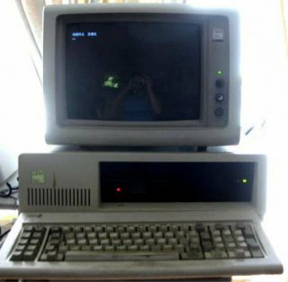 Vintage Ibm 5150 Pc W/ 5153 Color Monitor,  Model F Keyboard,  And 10 Mg Hd