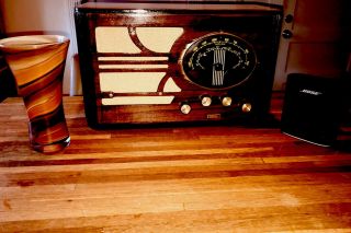 Antique Radio Vintage Restored 1941 Musicaire W/ Vase & Bose Bluetooth