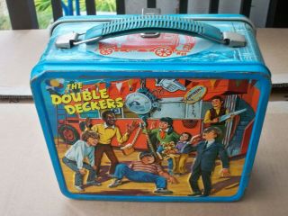Vintage 1970 Aladdin " The Double Deckers " Metal Embossed Lunch Box