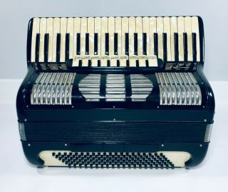 Vintage Castelfidaro Piano Accordion - Made In Italy - Parts/repair