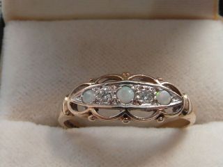 Q82 Ladies Ladies Vintage 9ct Gold Opal And Diamond Ring Size Q