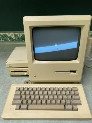 Vintage Apple Macintosh M0001 Pc Computer 800k Disk Drive &