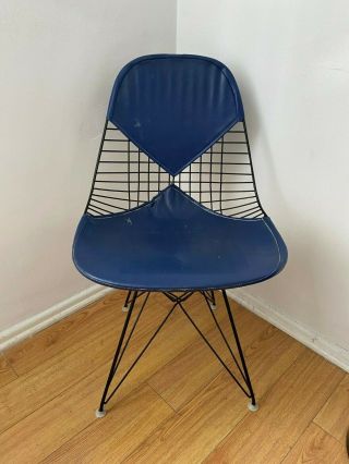 Authentic Vintage Eames Herman Miller Wire Chair