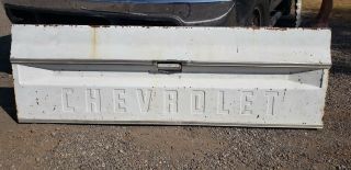 Vintage Chevrolet Tailgate 67 - 72