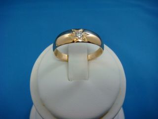 VINTAGE STARBURST DIAMOND GYPSY RING IN 18K YELLOW GOLD,  6 MM WIDE,  4 GRAMS,  SIZE 9 2