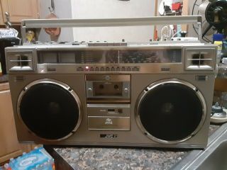 Vintage Jvc Rc - M71jw Boombox Ghetto Blaster Stereo Cassette Radio With Blue Case