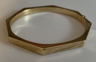 Vintage Etched 14k Spain Solid Yellow Gold Hinged Bangle Bracelet 10 Grams
