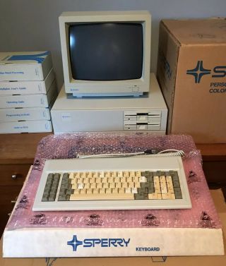 Rare Vintage 1984 Sperry Personal Computer W/ Monitor Keyboard Boxes 3070 - 02