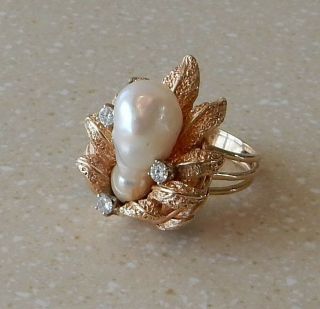 Vintage 14k Gold Ladies Ring With Bee Shaped Pearl In Flower & Diamonds