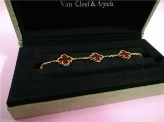 Van Cleef & Arpels Vintage Alhambra Bracelet in 18k YG with 5 motif Carnelian 3