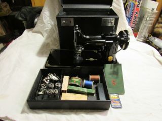 Vintage 1949 Singer Featherweight 221 Sewing Machine W/case And Attachments